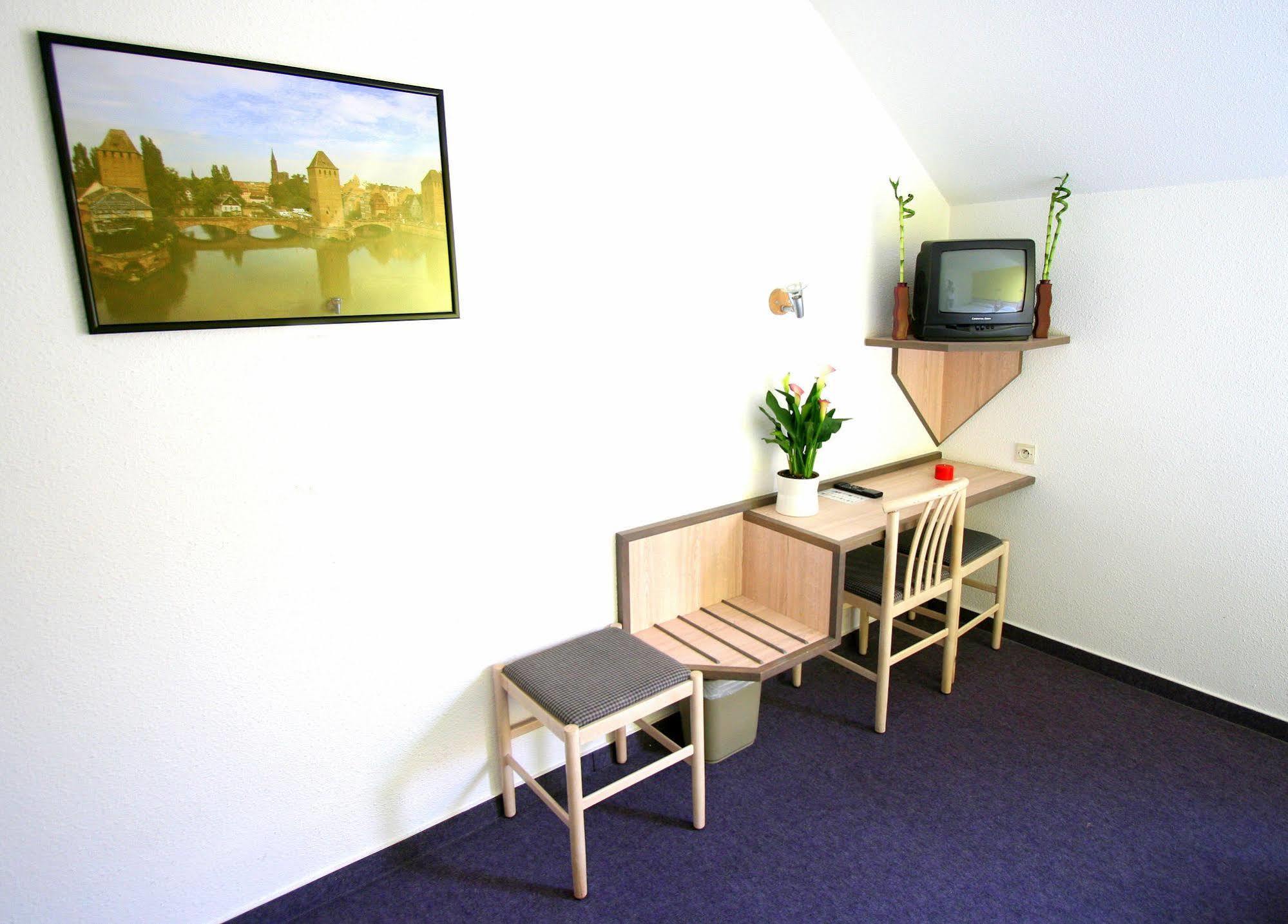 East Hotel Hoenheim Kültér fotó